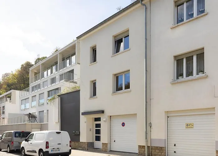 Cosy European Instituts 公寓 *