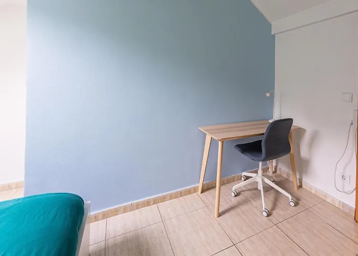 Cosy European Instituts Апартаменты *